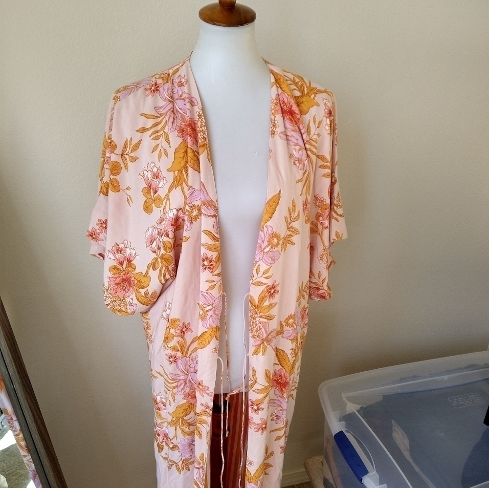 Tularosa Rae Reversible Robe - Picture 4 of 11